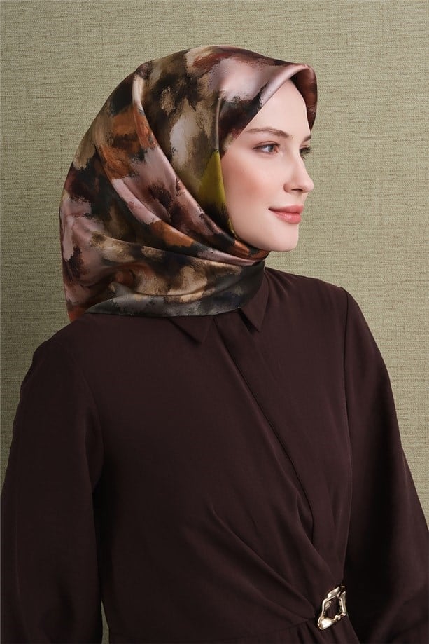 Armine Sura Saf İpek Eşarp 9613 05 Yeşil Çiçek Desen 