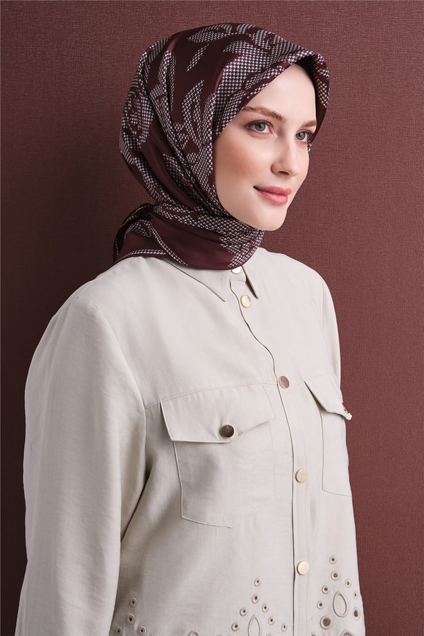 Armine Sura Saf İpek Eşarp 9645 52 Bordo Çiçek Desen 