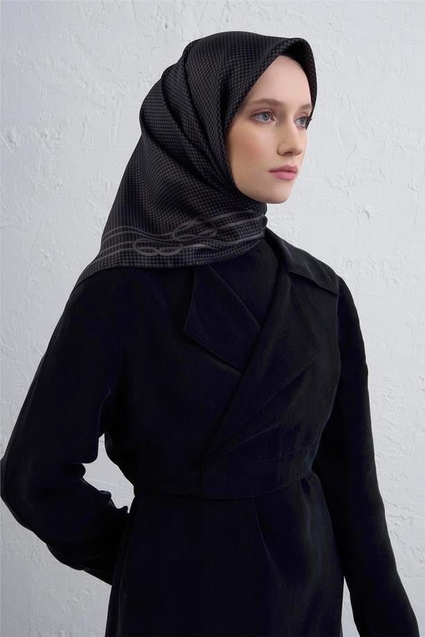 Armine Tivil Saf İpek Eşarp 9404 - 11 Siyah Karışık Desen 