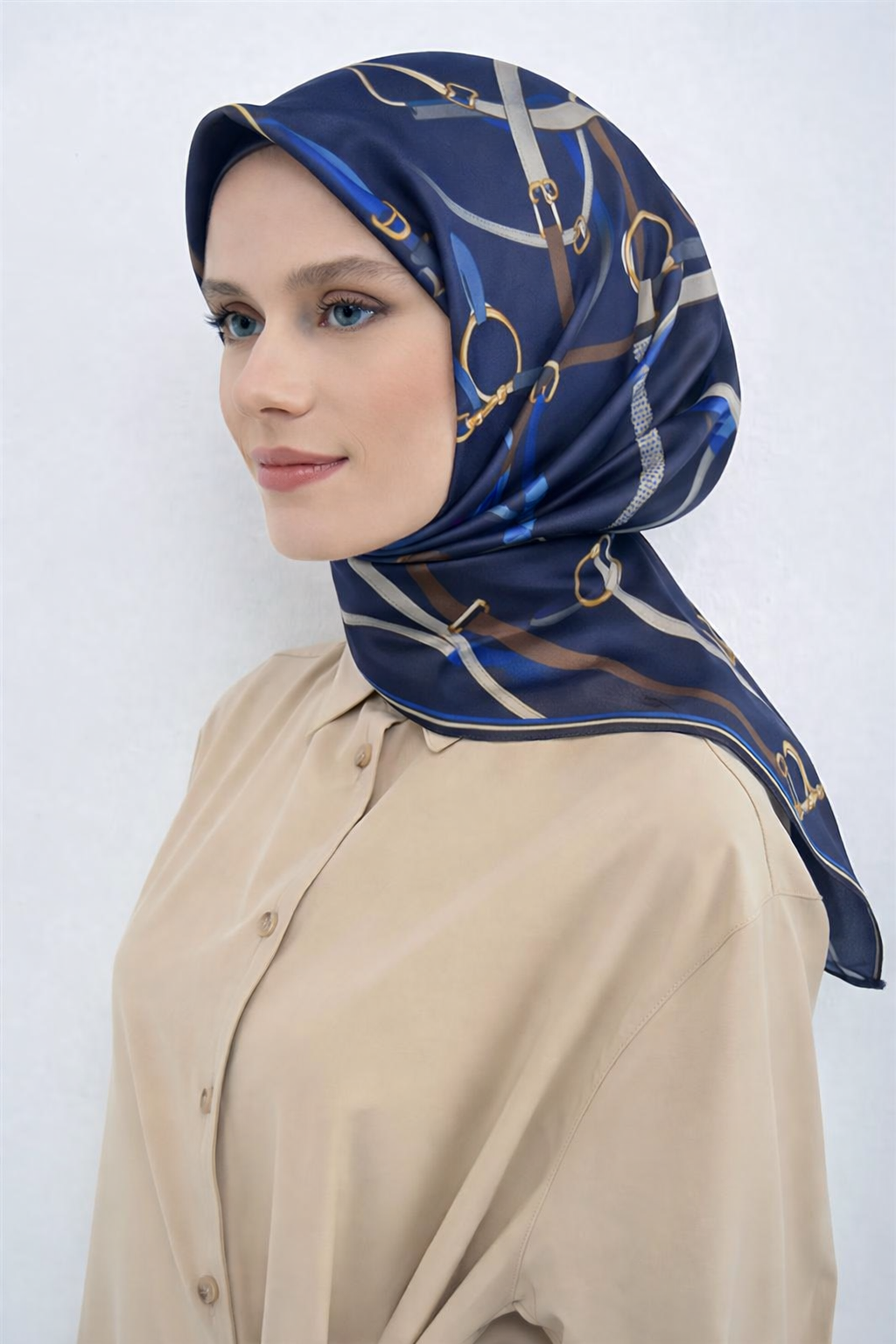 Armine Tivil Saf İpek Eşarp 9517 - 03 Lacivert Kemer Desen