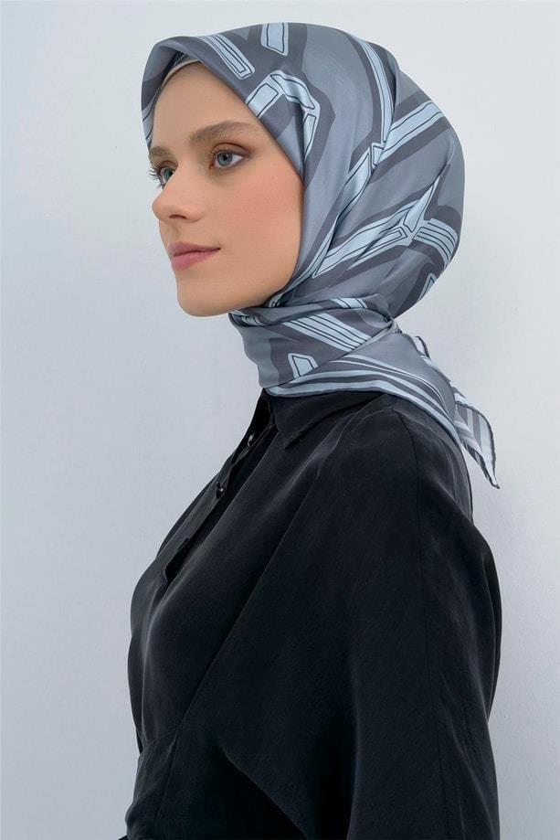 Armine Tivil Saf İpek Eşarp 9547 - 05 Gri Açık Soft Yeşil Geometrik Desen