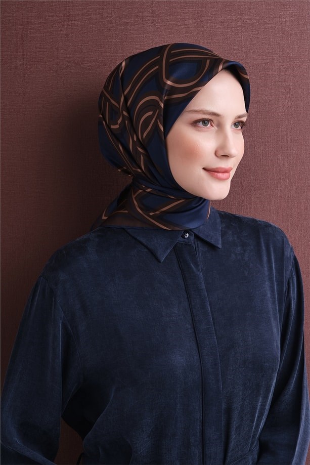 Armine Tivil Saf İpek Eşarp 9614 52 Kahverengi Lacivert Geometrik Desen 