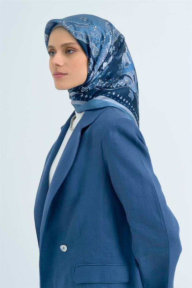 Armine Tivil Saf İpek Eşarp IST 9535 - 81 Mavi Batik Desen