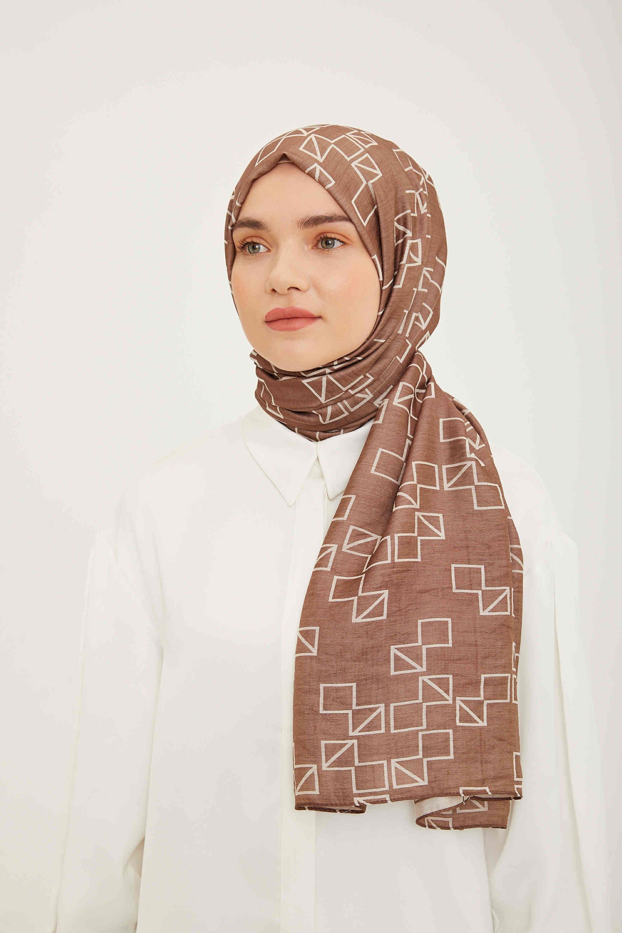 Armine Trend Kahverengi Geometrik Desenli Pure Lina Şal