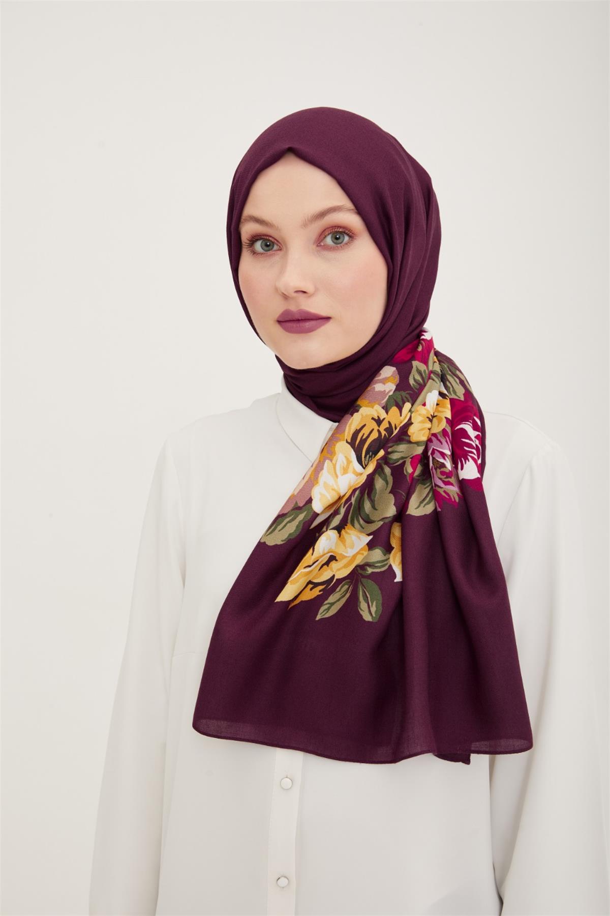 Armine Moda Çiçek Desenli Şık Şal