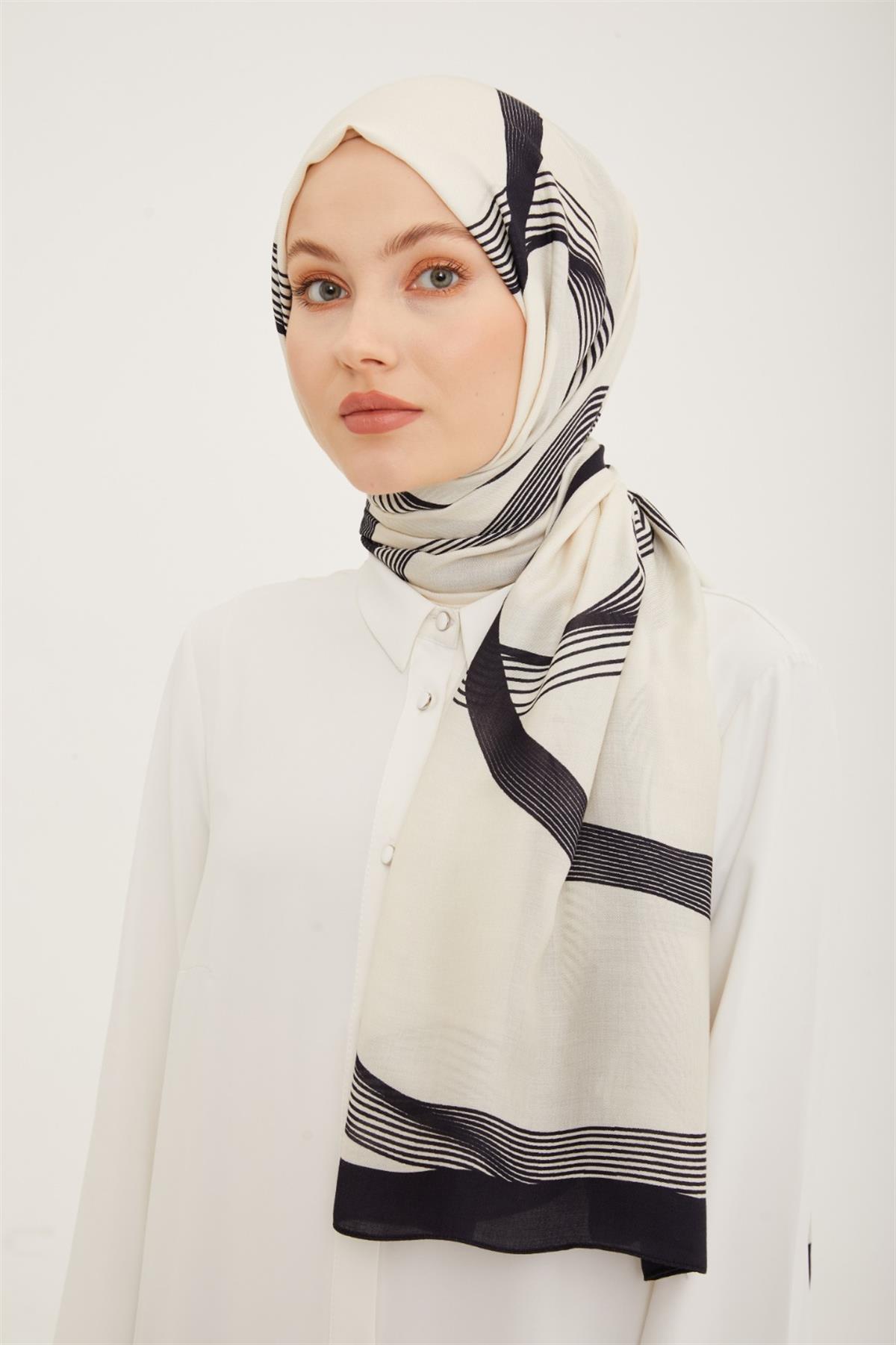 Armine Geometrik Desenli Modern Şal Açık Renk