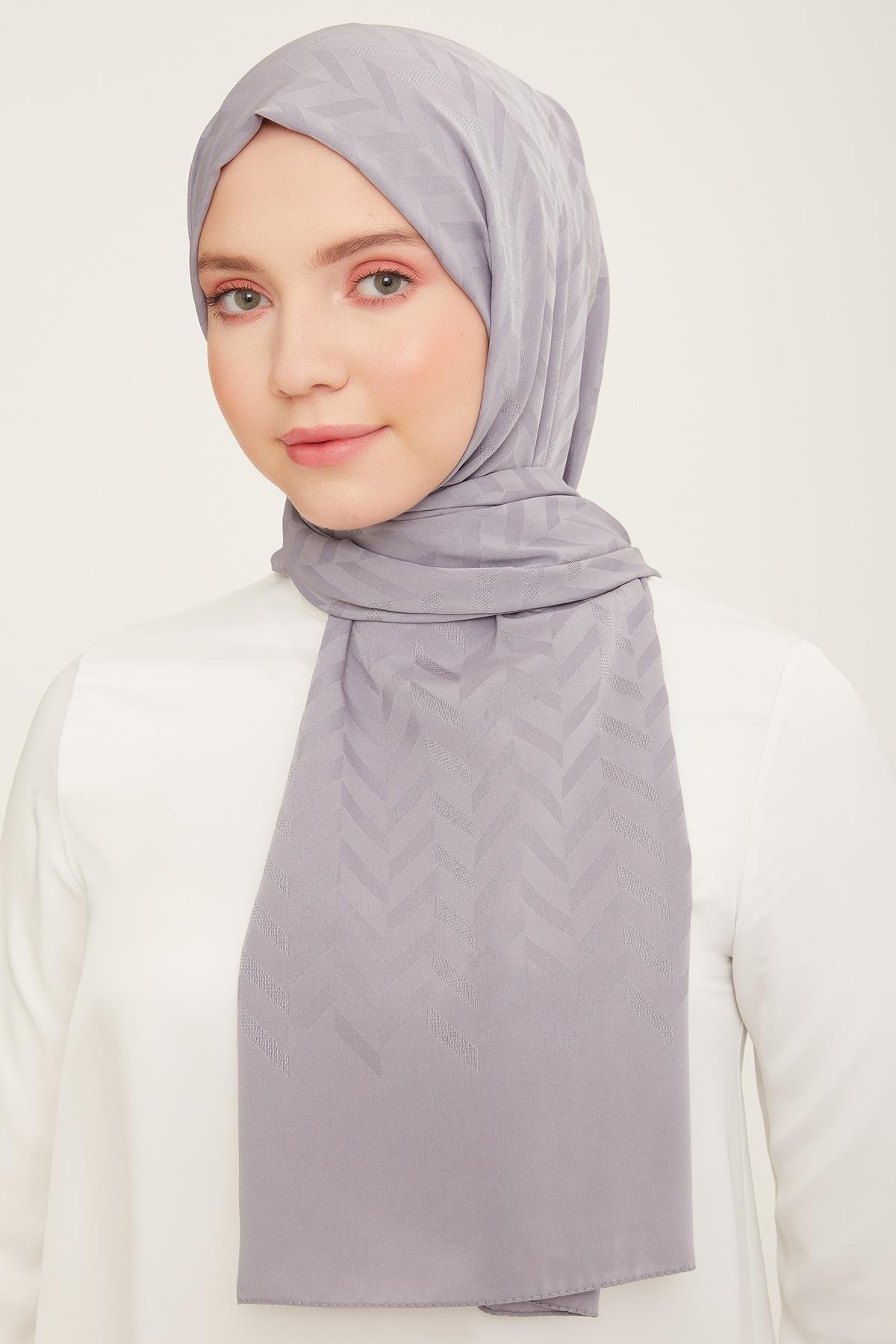 Armine Trend Hafif Buz Mavisi Desenli Şal Şıklığı