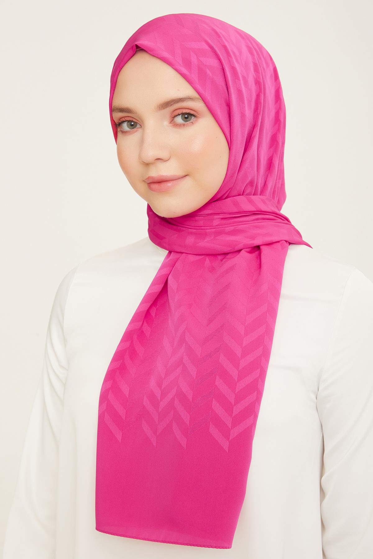 Pastel Pembe Desenli Şal Rahat Şıklık