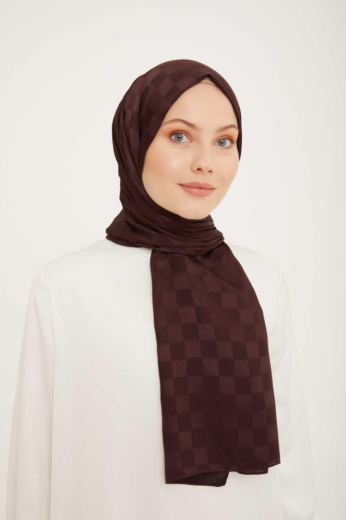 Koyu Mürdüm Dama Desenli Jakarlı Diamond Moda Şal