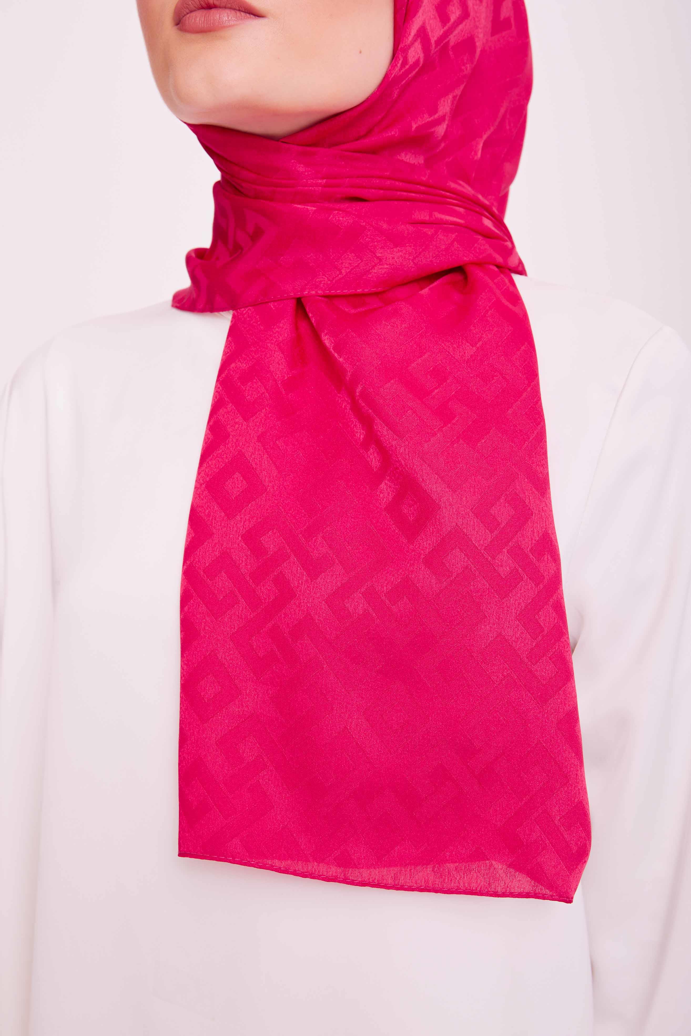 Armine Pembe Geometrik Desen Jakar Şal Elegan Moda Trend