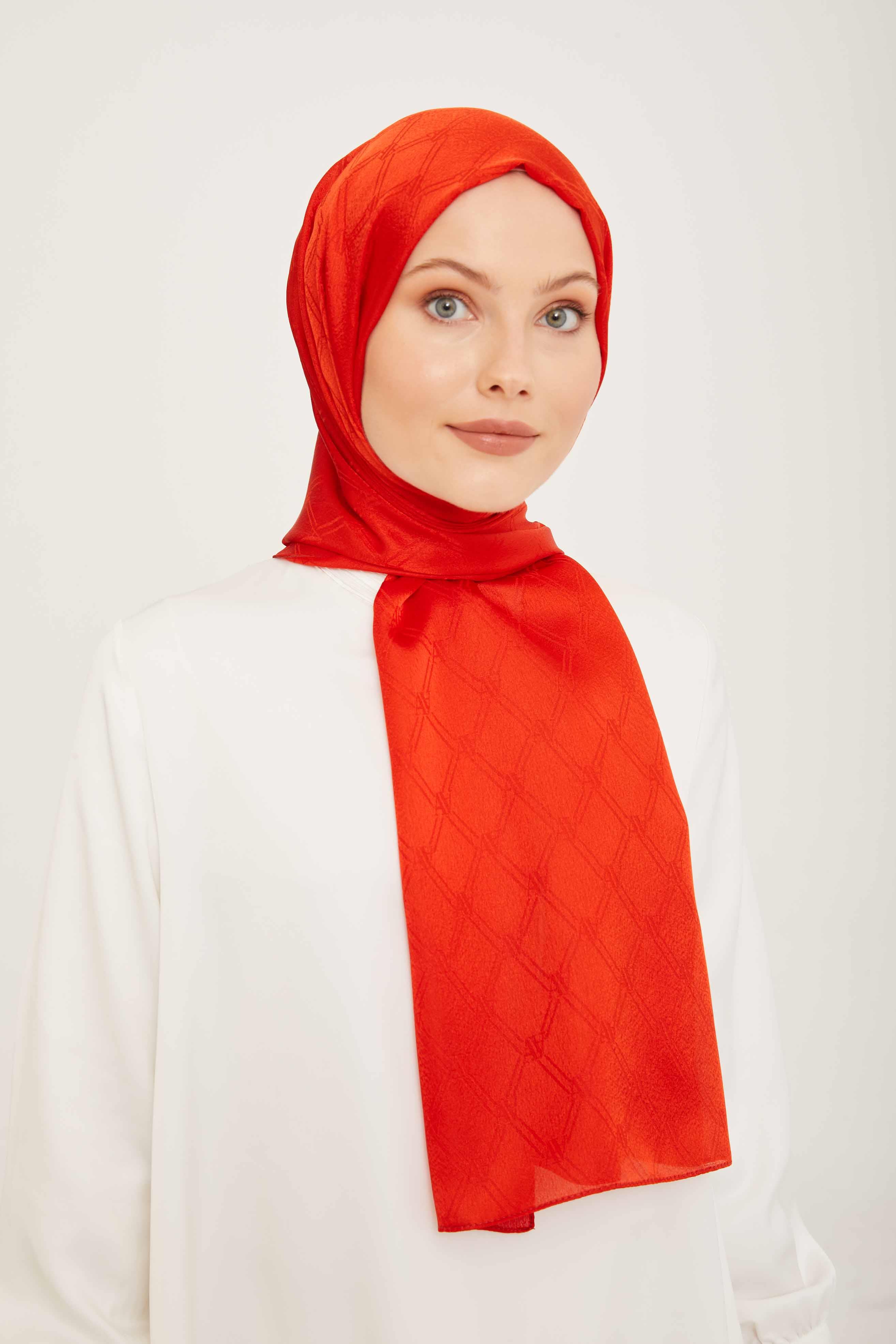 Armine Moda Turuncu Monogram Jakar Desenli Şal