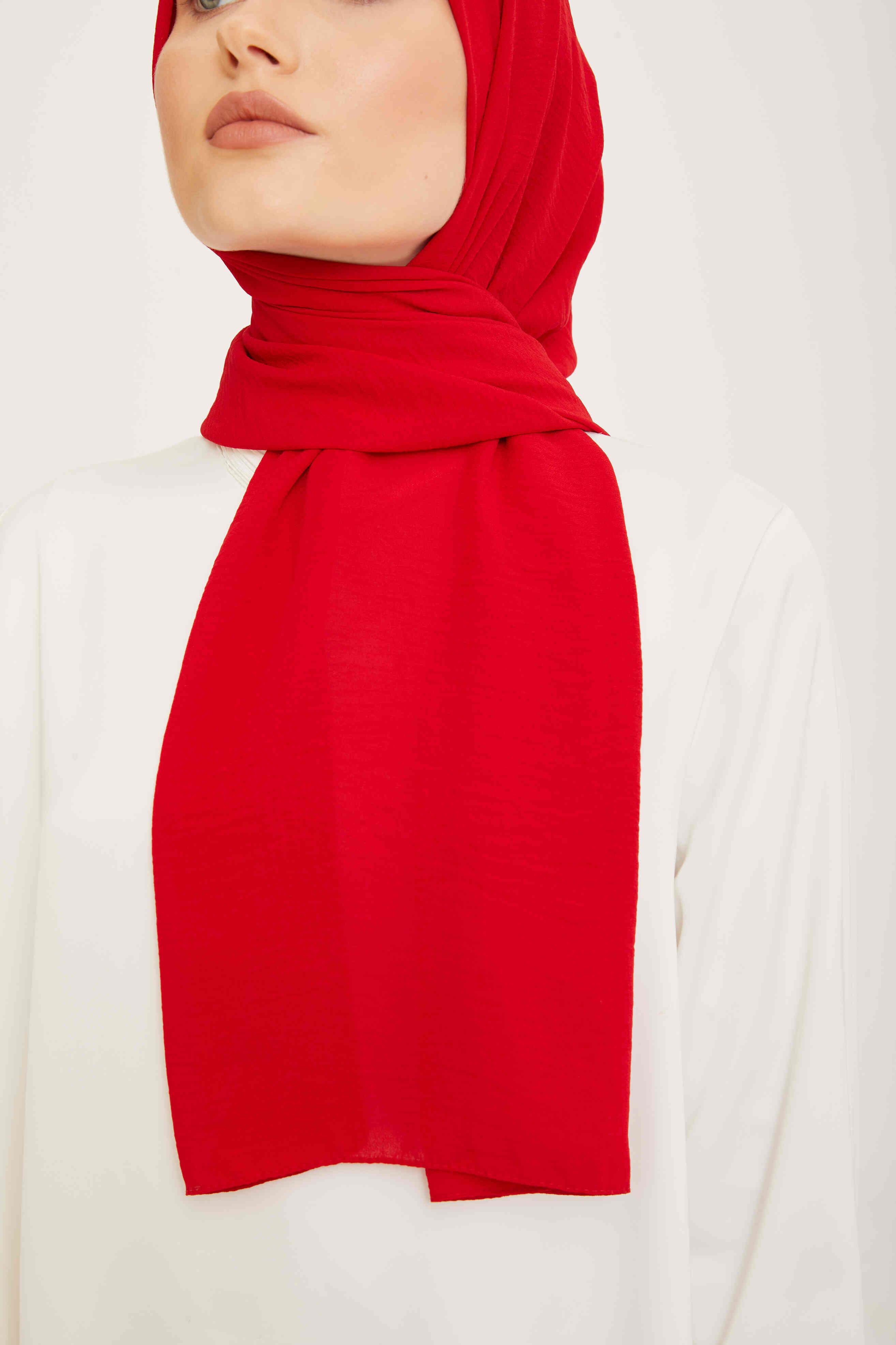 Armine Moda Kırmızı Zarafet Cazz Şal Kırmızının Şıklığı