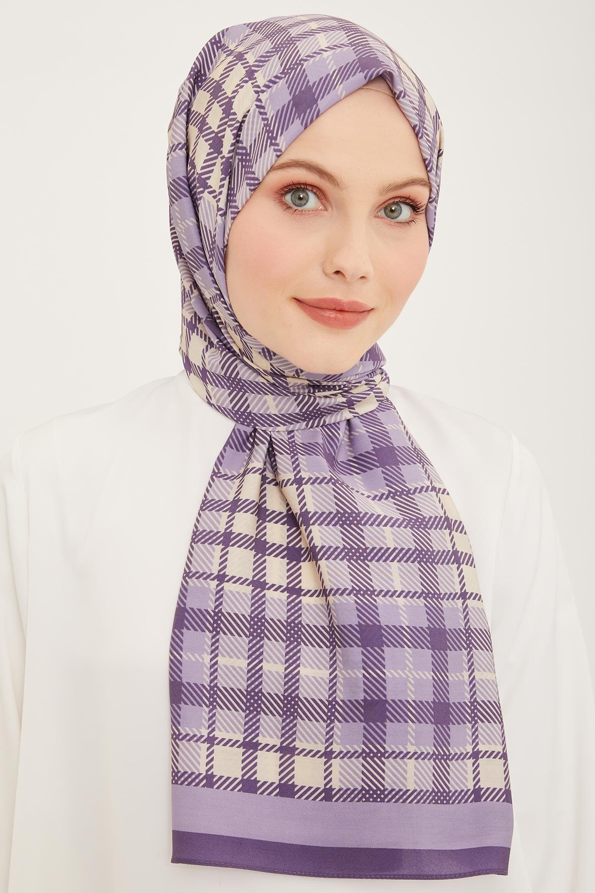 Armine Trend Lila Krem Ekose Desen Moda Şal Şıklık ve Zerafet