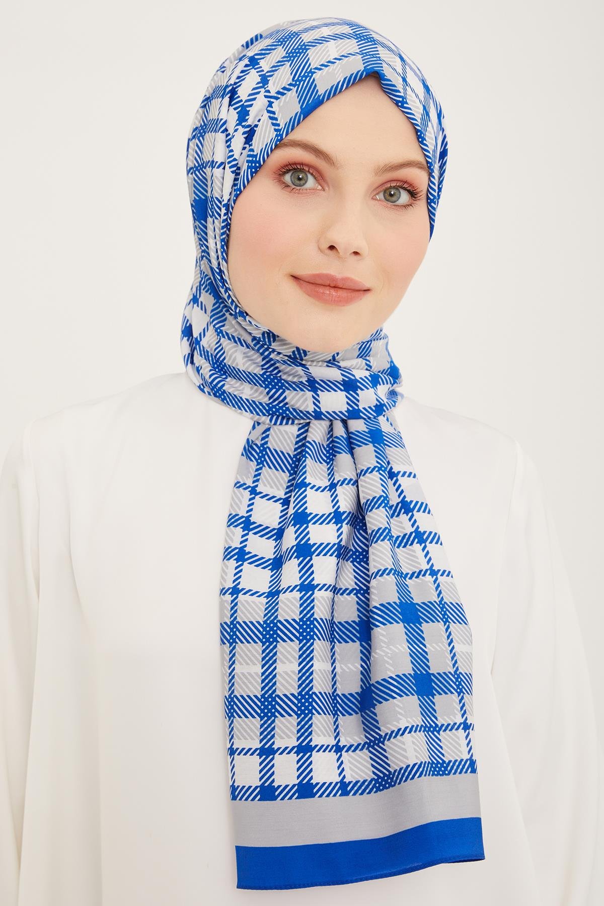 Modern Ekose Mavi Gri Moda Şal Modal Kumaş