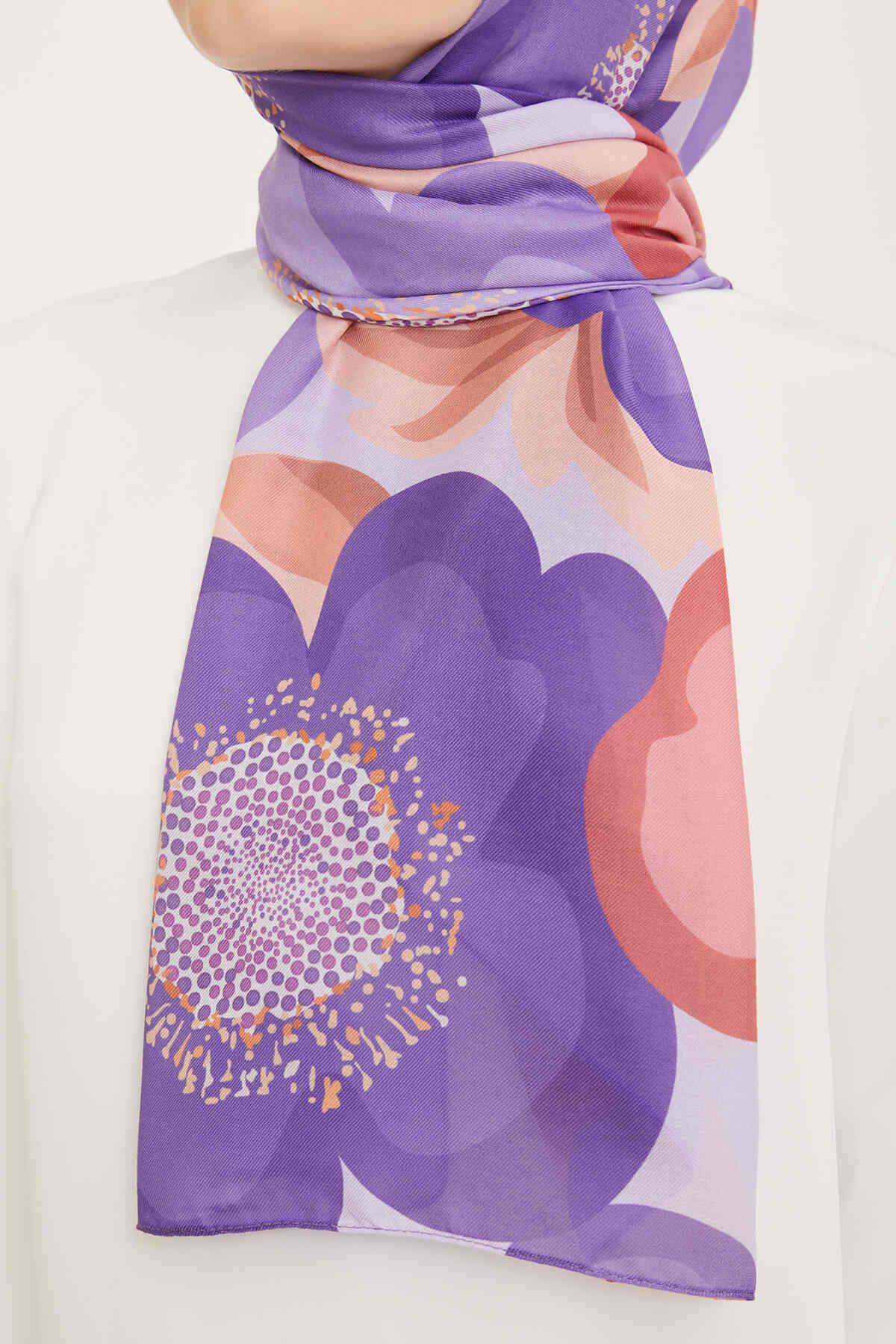 Armine Göz Alıcı Büyük Çiçek Desenli Mor Şal