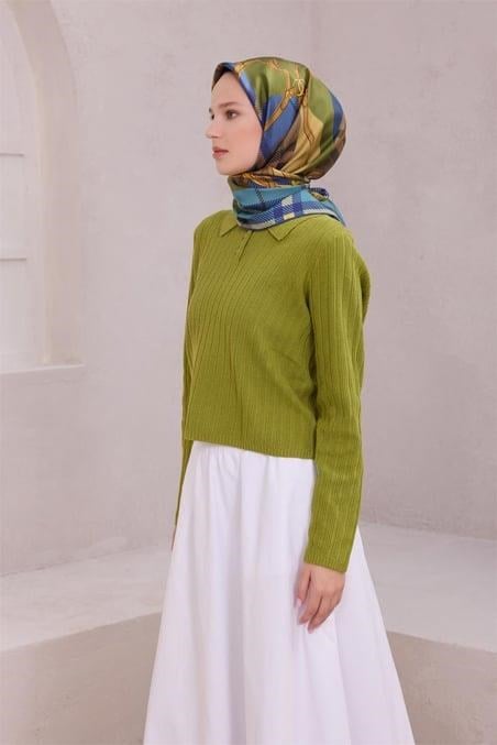 Belli Tivil Saf İpek Eşarp IST 4206 - 52 Mavi Batik Desen