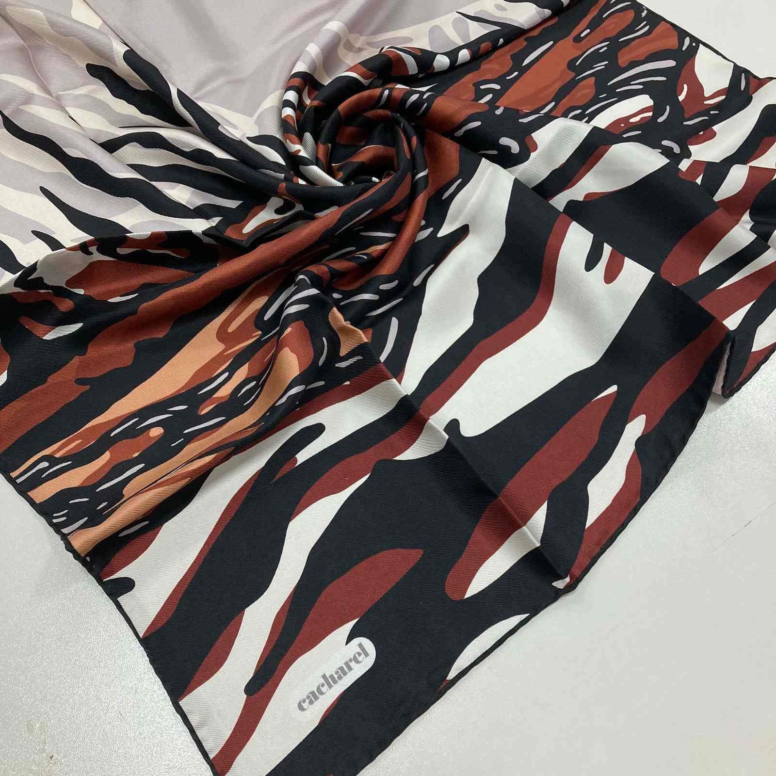 Kahverengi Siyah Zebra Desenli Tivil İpek Şık Eşarp
