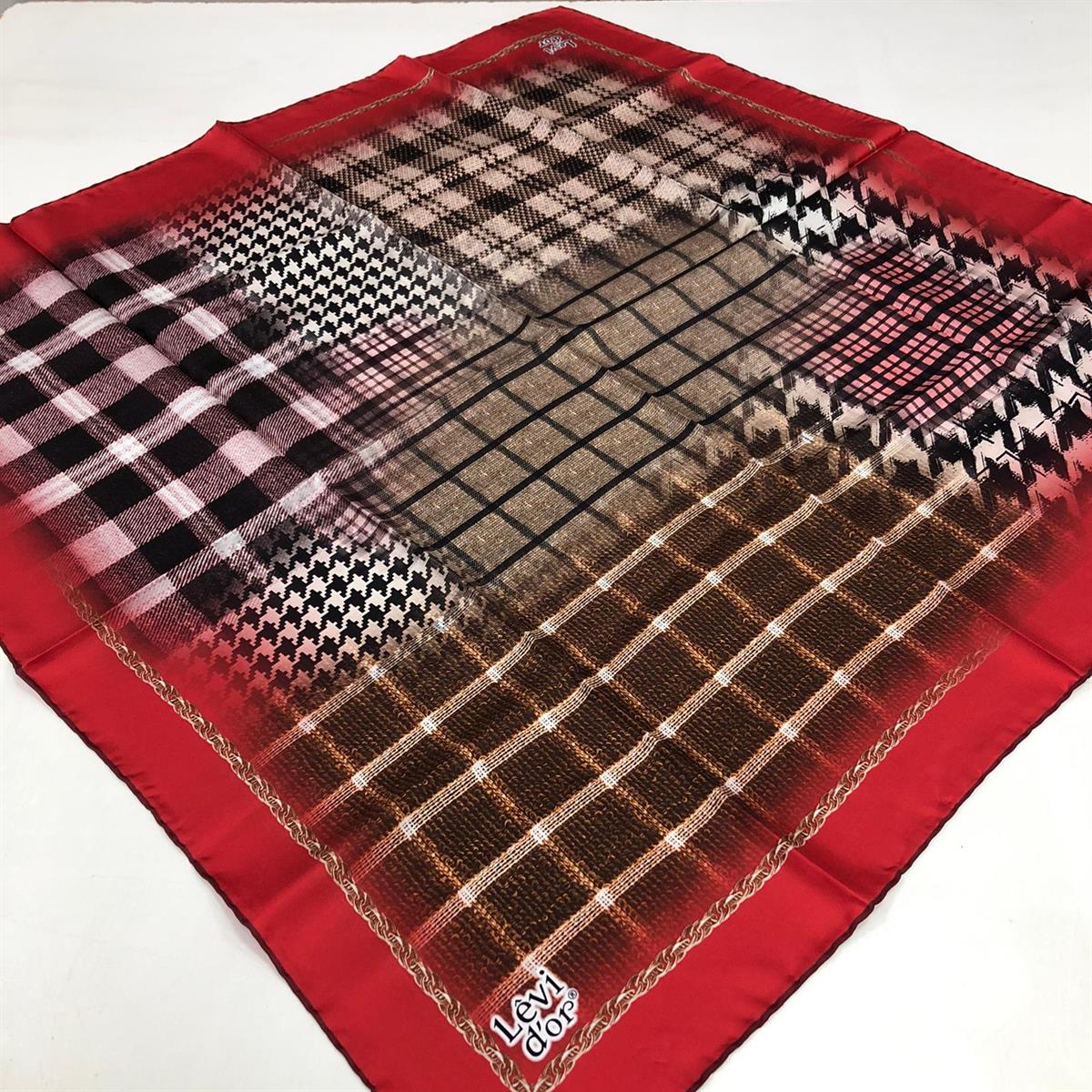 Kahve Motifli Lüks Tivil İpek Eşarp Rahat ve Şık Tasarım