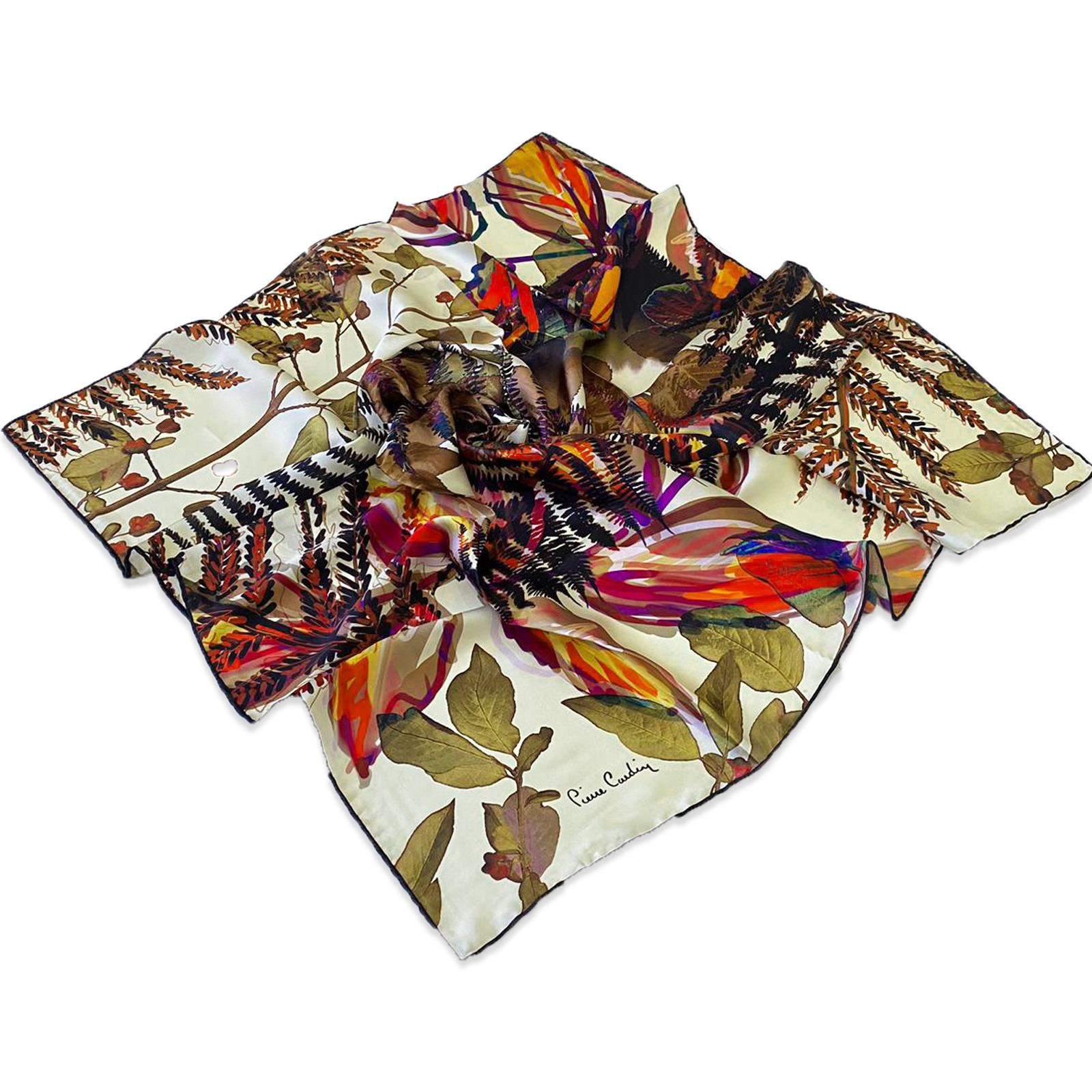 Pierre Cardin Yeşil Yaprak Desenli Sura İpek Eşarp Doğal Zarafet Şıklığı