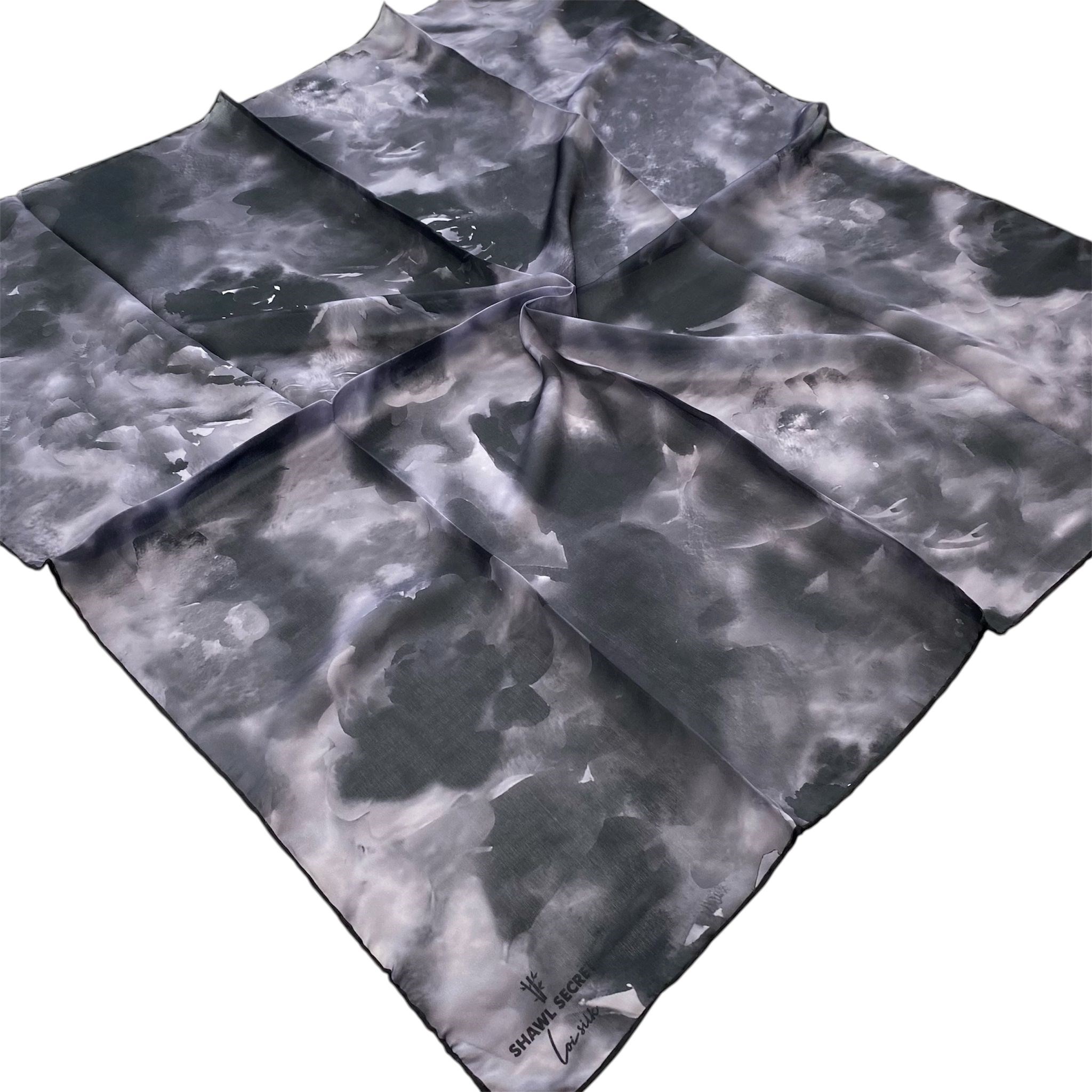 Shawl Secret Loi Silk İpeksi Eşarp Siyah-Gri Bulut Desen 54205