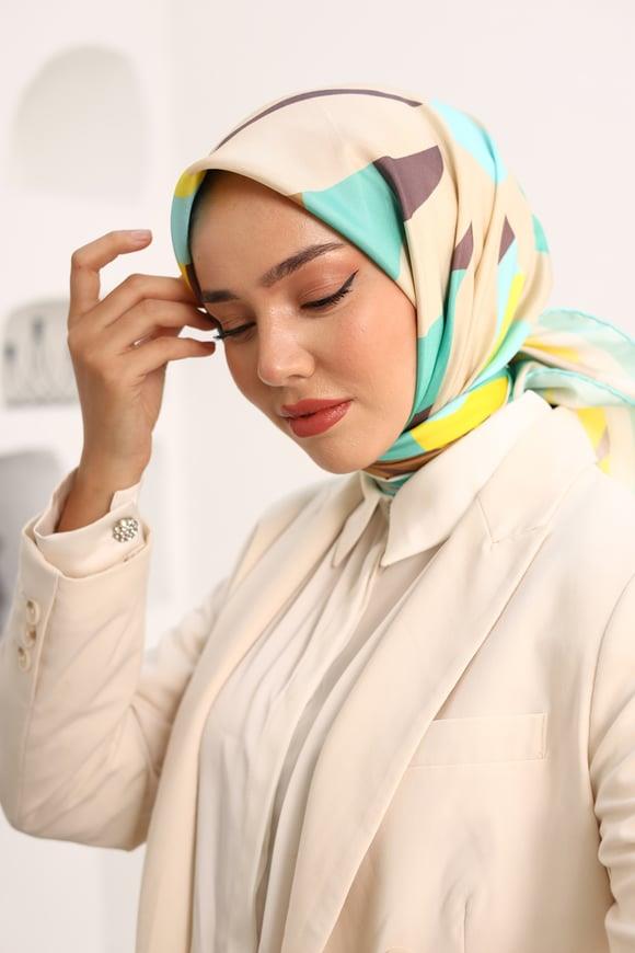 Mint Yeşili Sarı Çiçek Desenli Lüks Tivil İpek Eşarp
