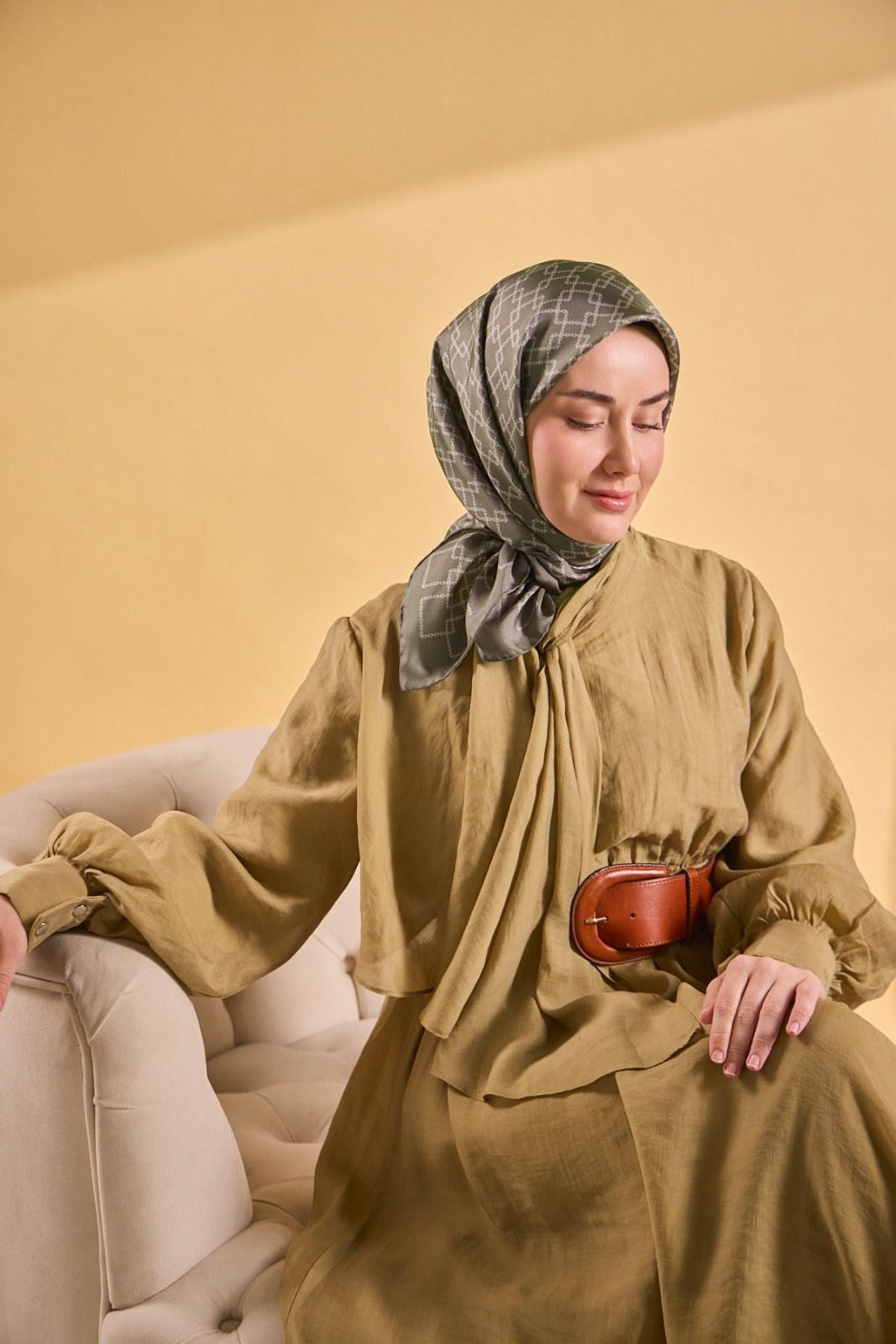 Silk Home Tivil İpek Eşarp IST 11524- 06 Haki - Siyah Geometrik Desen