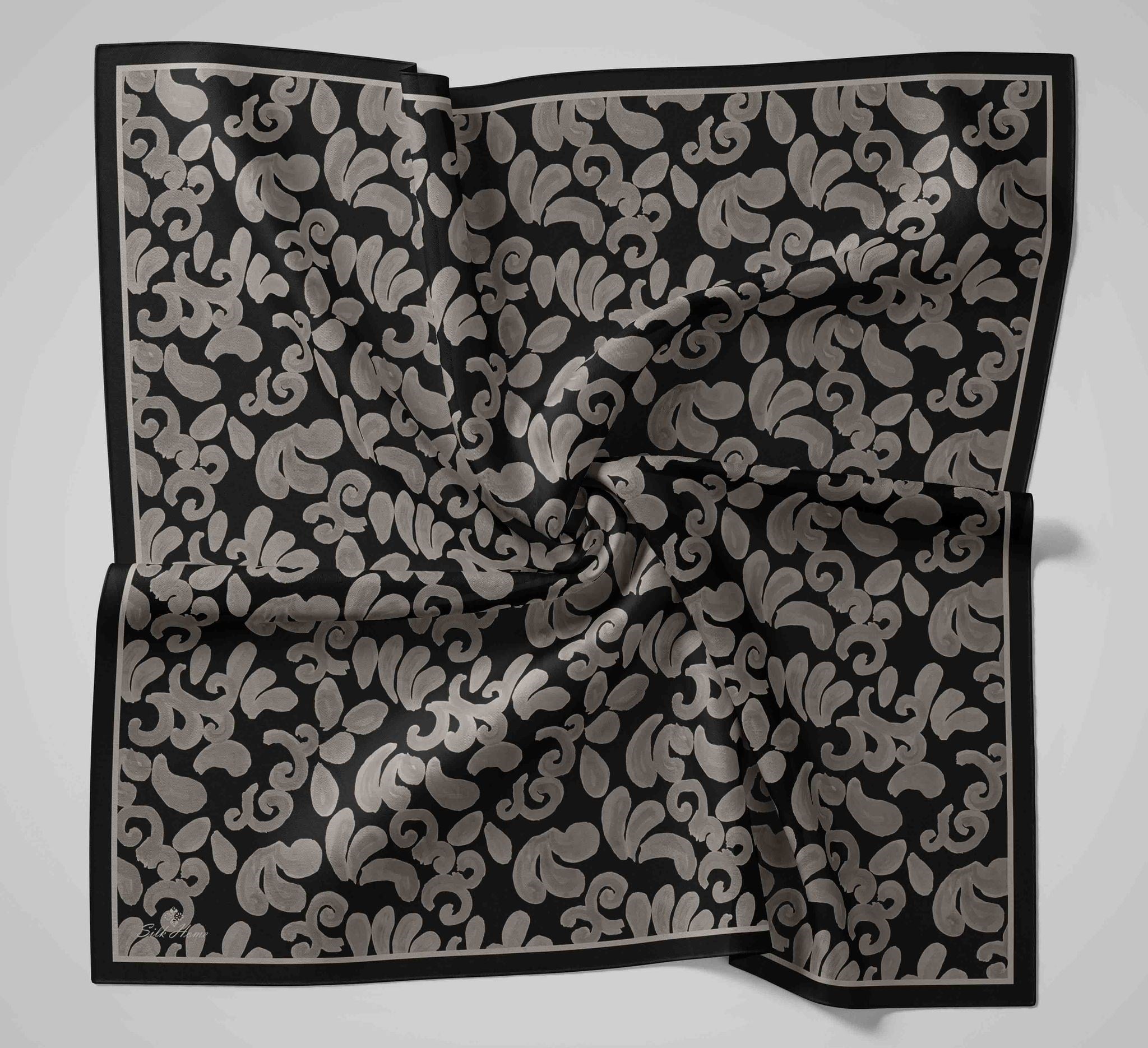 Silk Home Velora Eşarp IST 160004-22 Siyah Soyut Desen