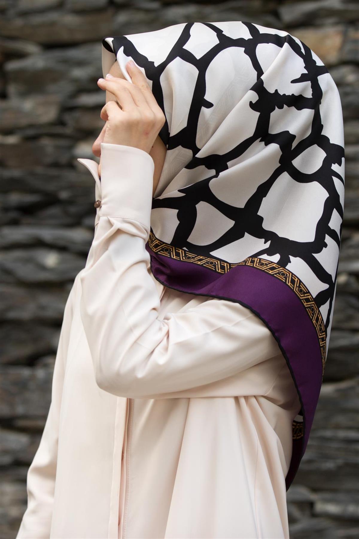 İpek Mürdüm Krem Zarafet Eşarp