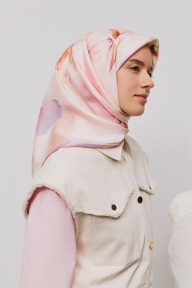 Armine Nostalji Sura İpek Eşarp IST 9305-54 Pembe Çiçekli Desen