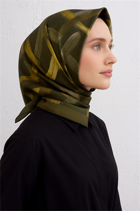 Armine Sura Saf İpek Eşarp 9413-04 Yeşil Karışık Desen