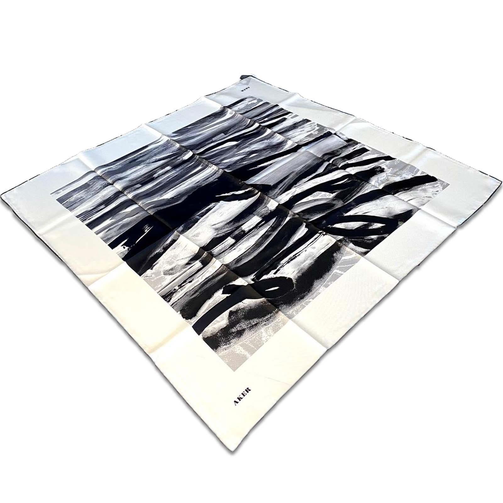 Aker Beyaz-Siyah Karma Desen Tivil İpek Eşarp 8808713-914