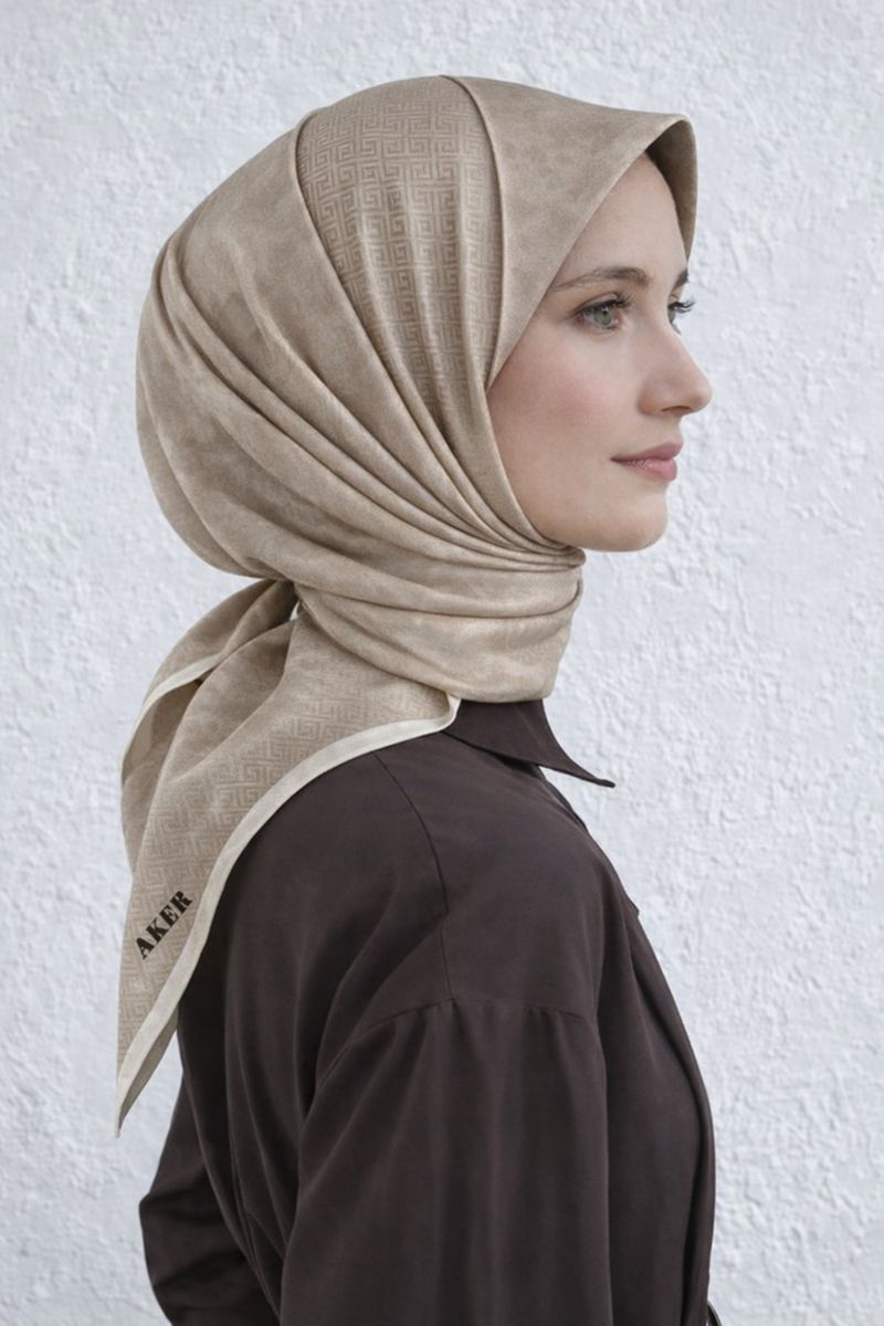 Aker Jakarlı Sura İpek Eşarp 7208406 - 331 SYR52988 Krem Labirent Desen