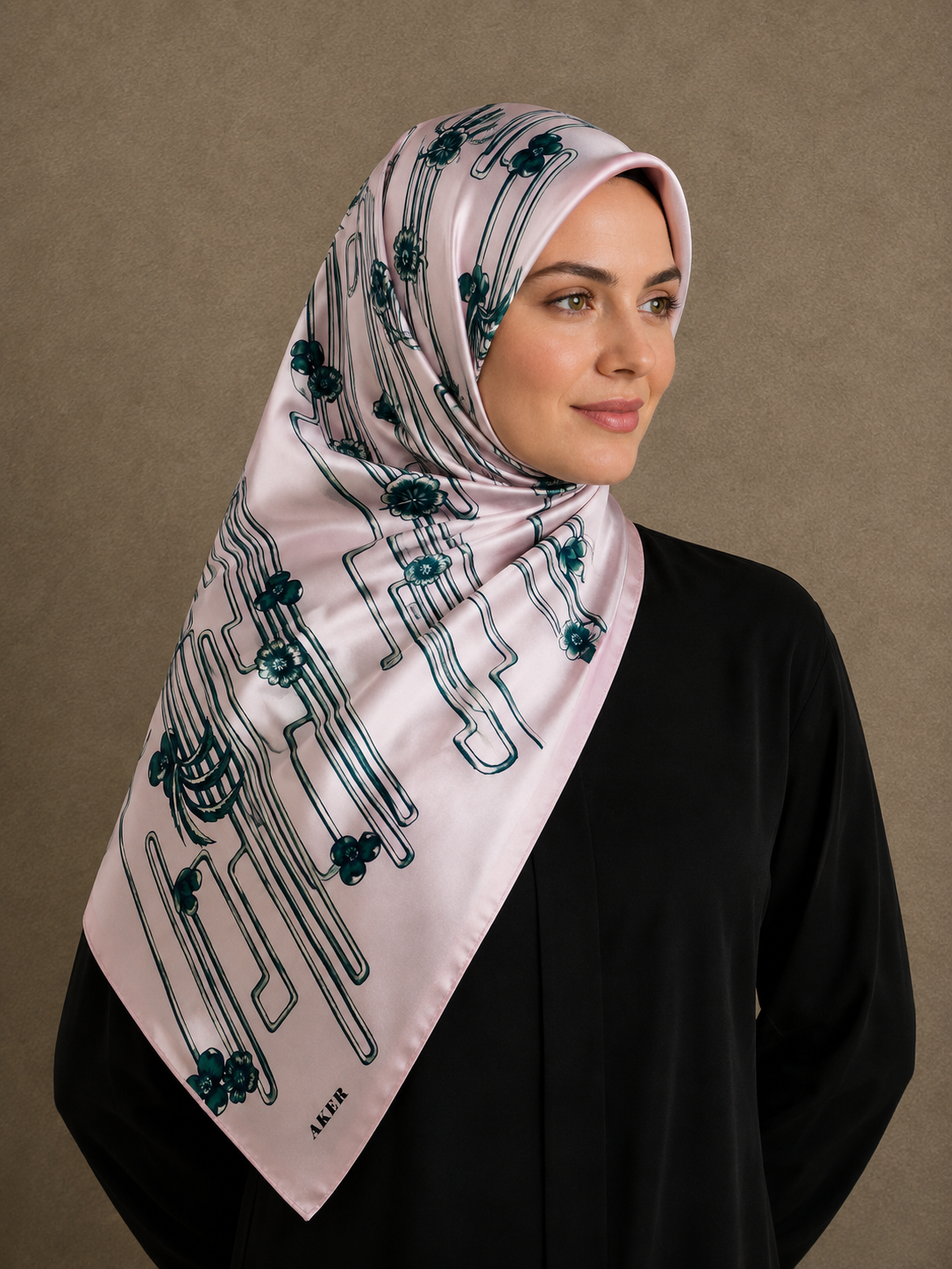 Aker Sura İpek Eşarp 36756 Pembe Karışık Desen