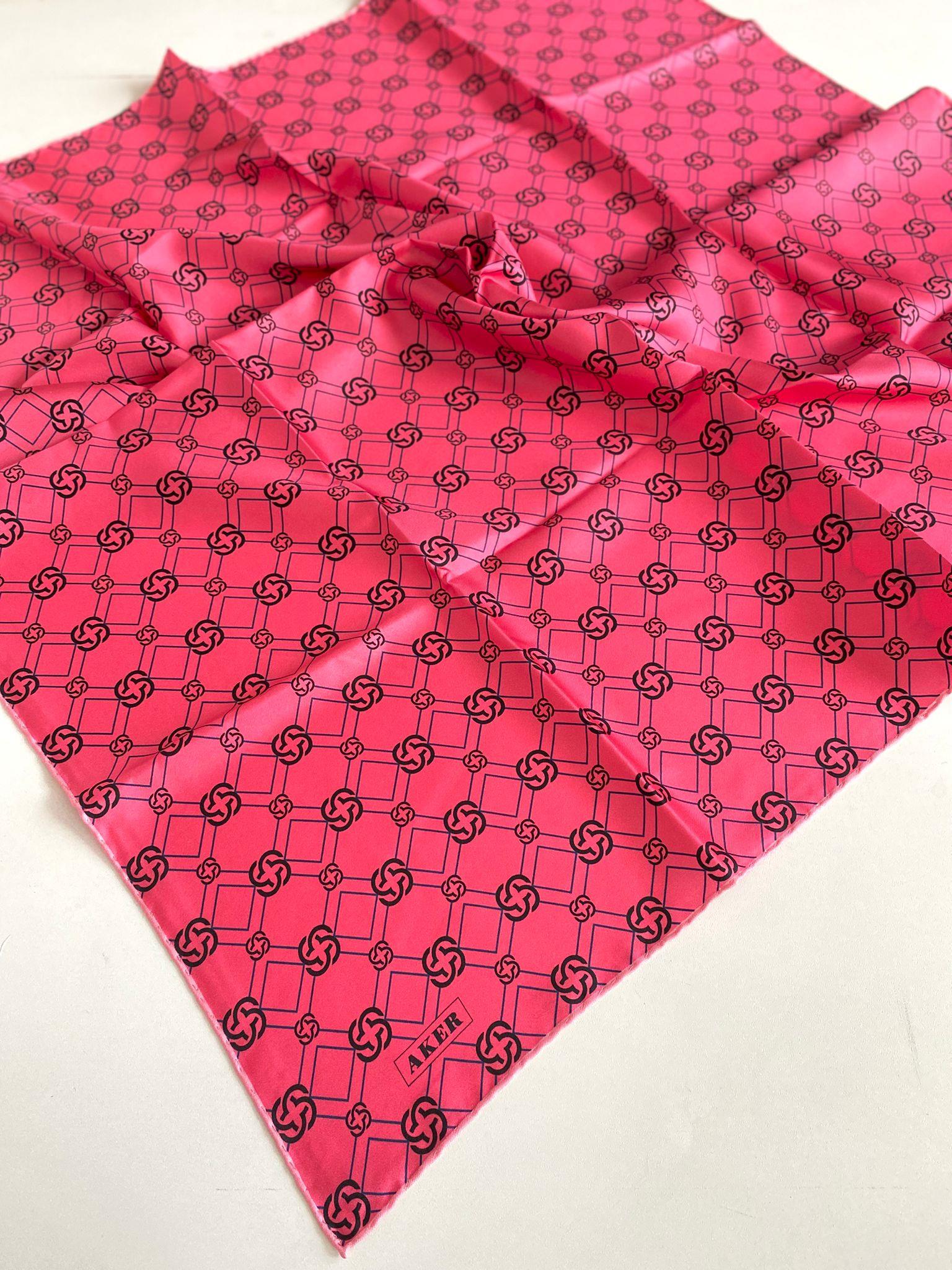 Aker Tivil İpek Eşarp 8686713-991 47445 Pembe-Siyah Monogram Desen