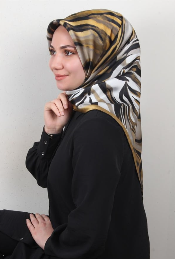 Armine Beyaz Tivil İpek Eşarp IST8929-06