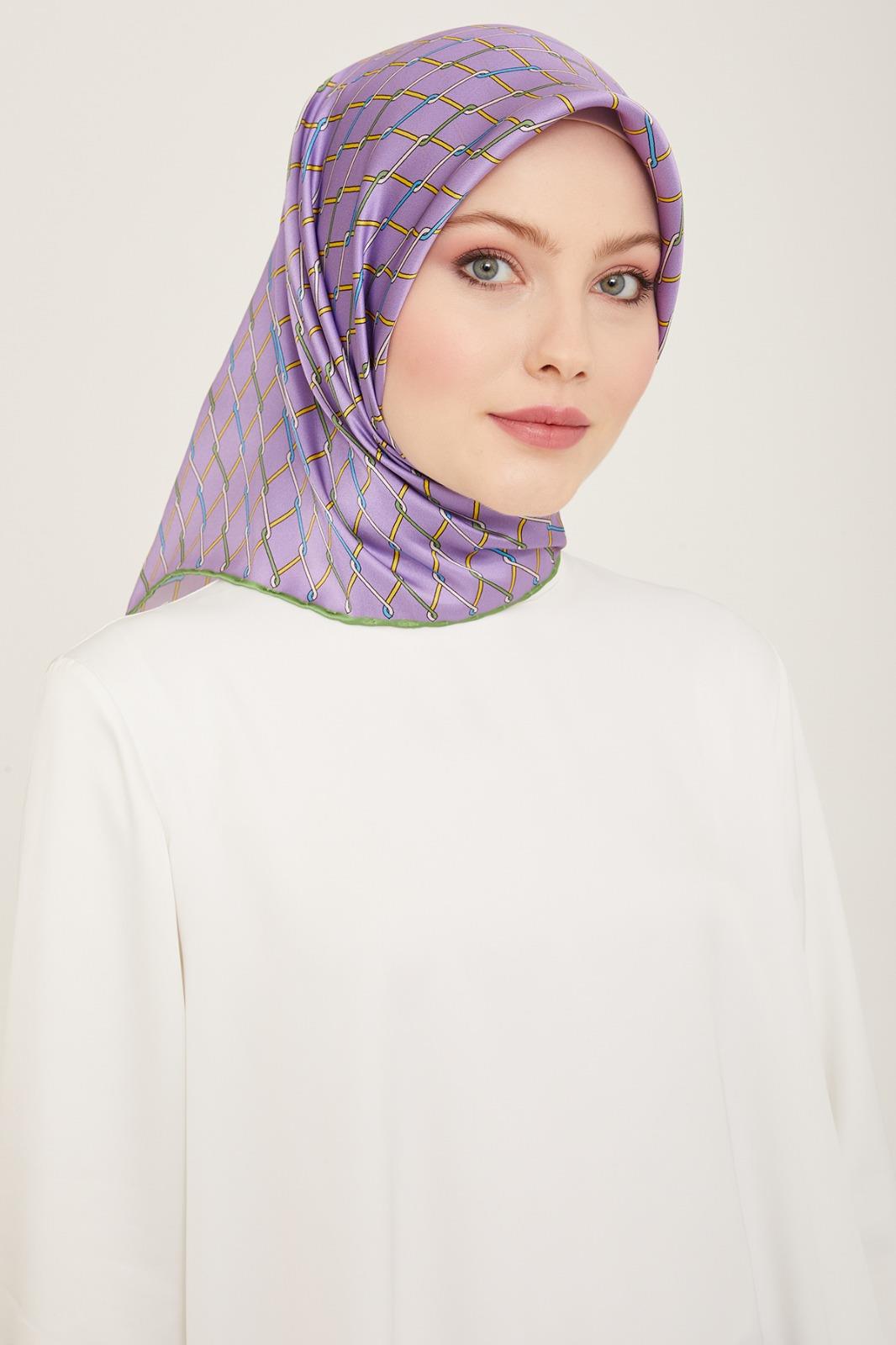Armine Lila-Soft Yeşil Dijital Örgü Desen Sura İpek Eşarp 9152-04