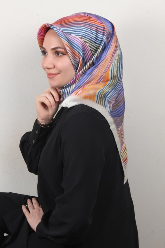 Armine Mor Çizgi Desenli Tivil İpek Eşarp IST8955-32