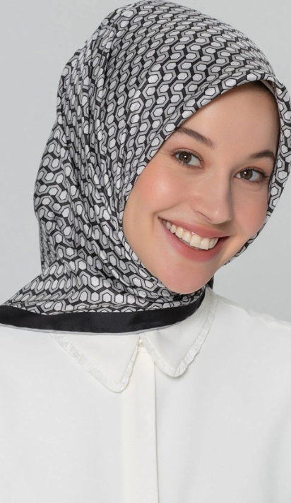 Armine Nostalji Serisi İpek Tivil Eşarp 8401 - 88