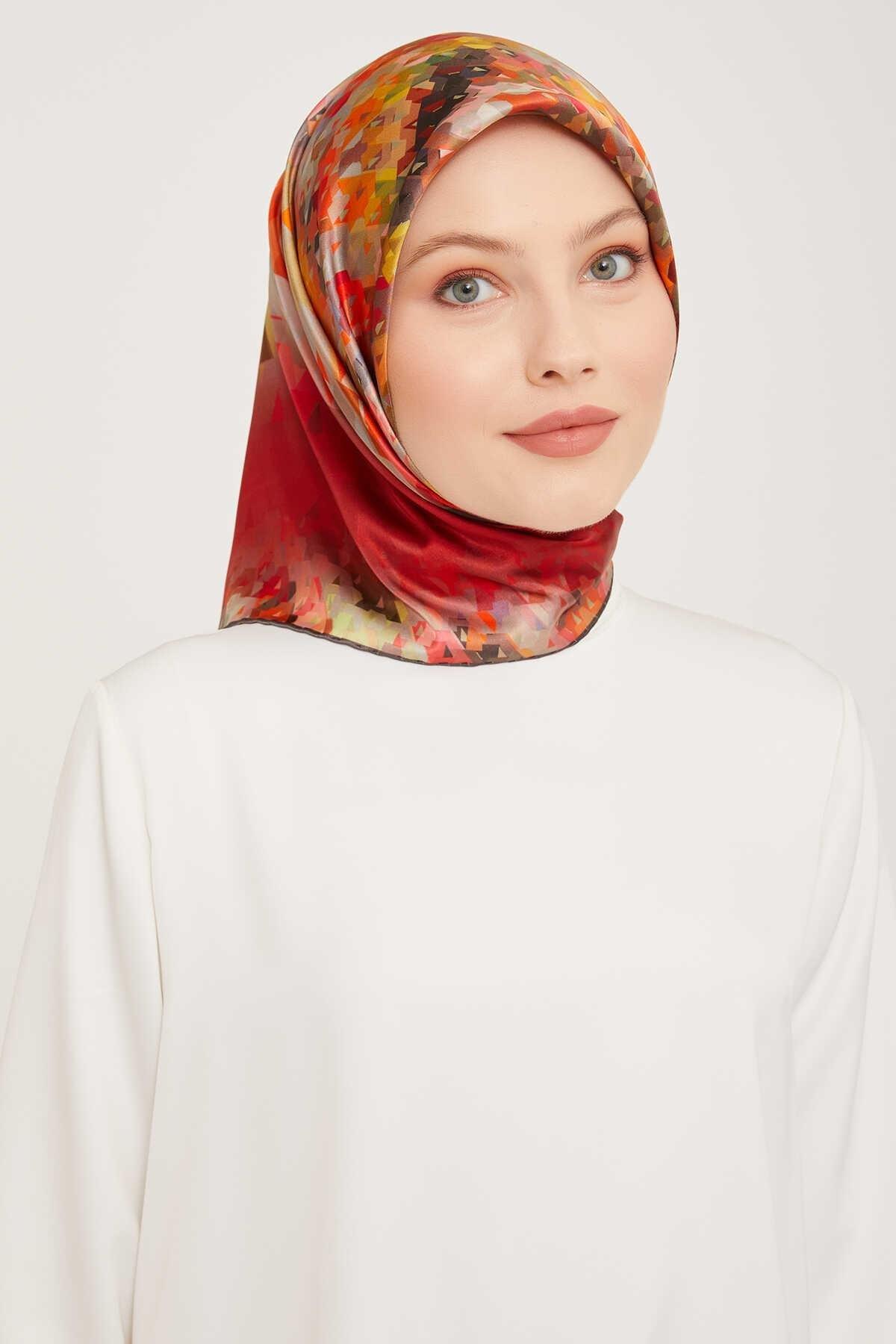 Armine Nostalji Sura İpek 9043-04 Kırmızı Karışık Desen