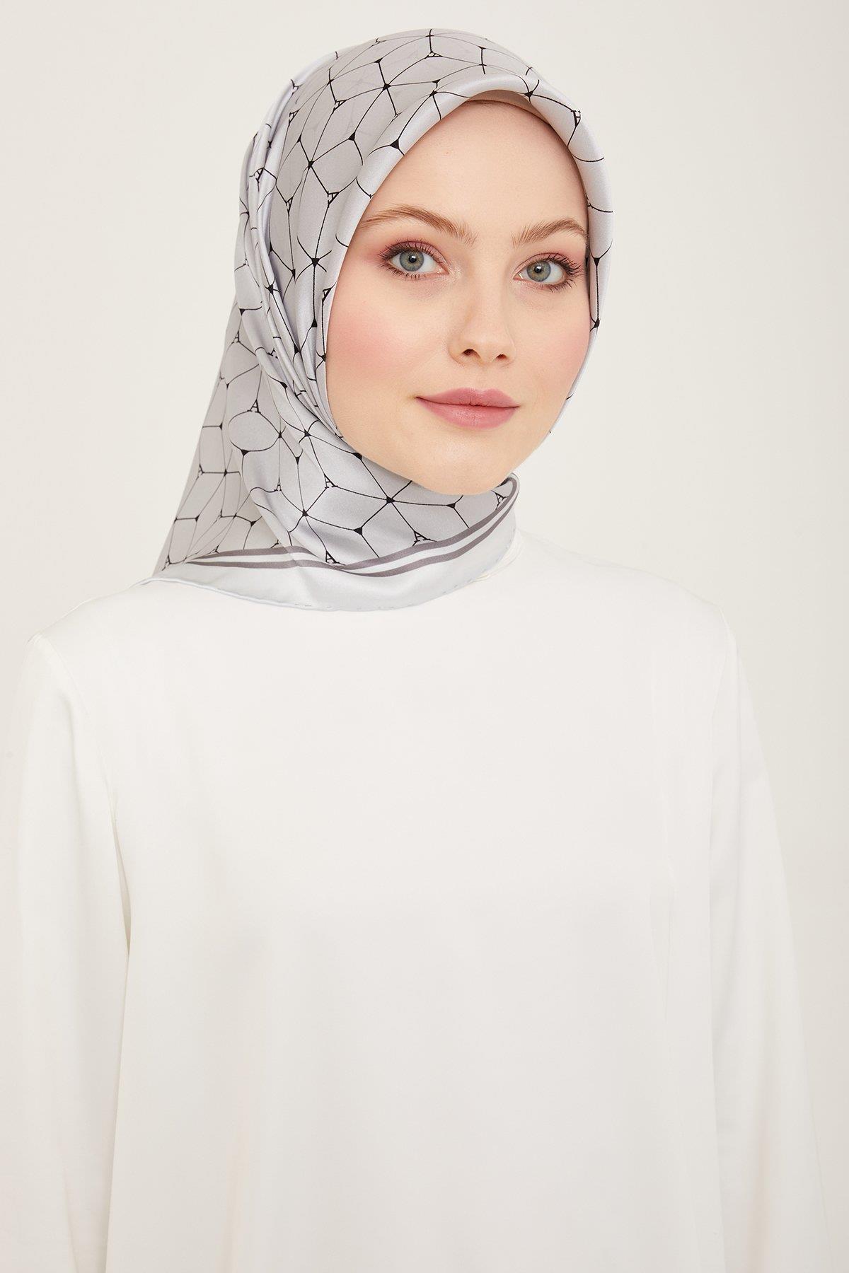 Armine Nostalji Sura İpek 9166-02 Gri Karışık Desen