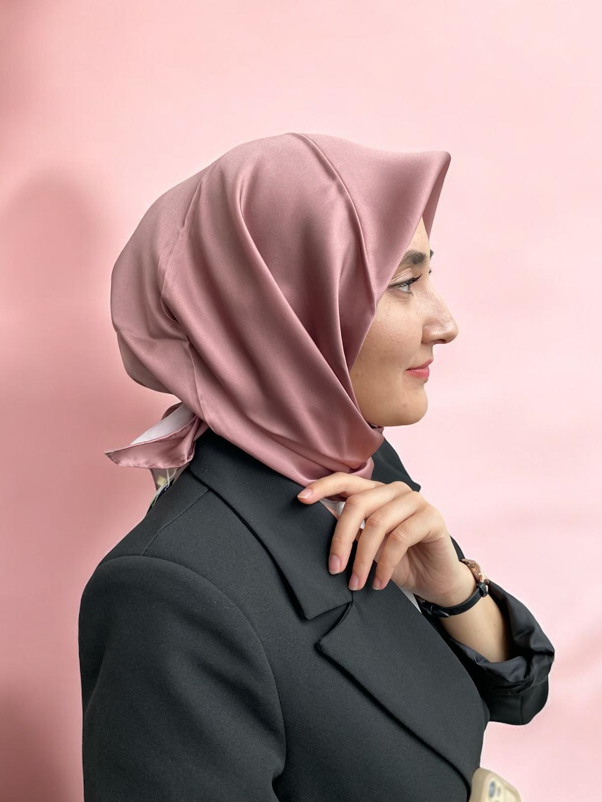 Armine Pembe Düz Renk Sura İpek Eşarp 10D01-33