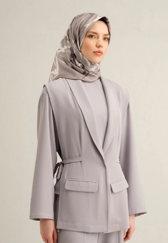 Armine Sura İpek Eşarp 9322-82 Gri Karışık Desen 