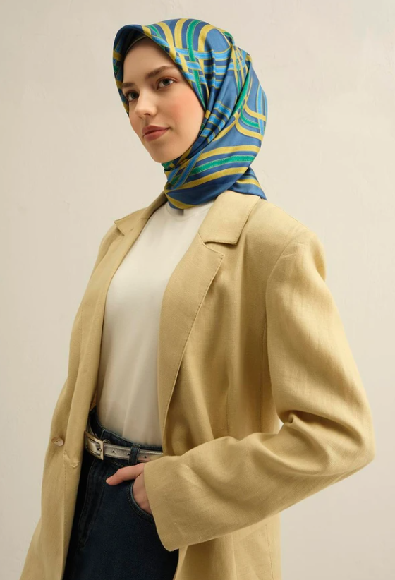Armine Sura İpek Eşarp 9333-80 Mavi Karışık Desen 