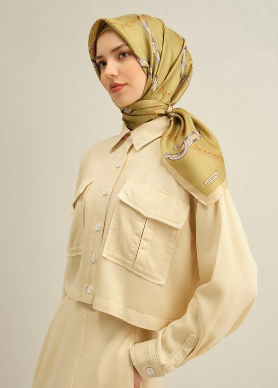 Armine Sura İpek Eşarp 9346-07 Yeşil Karışık Desen 