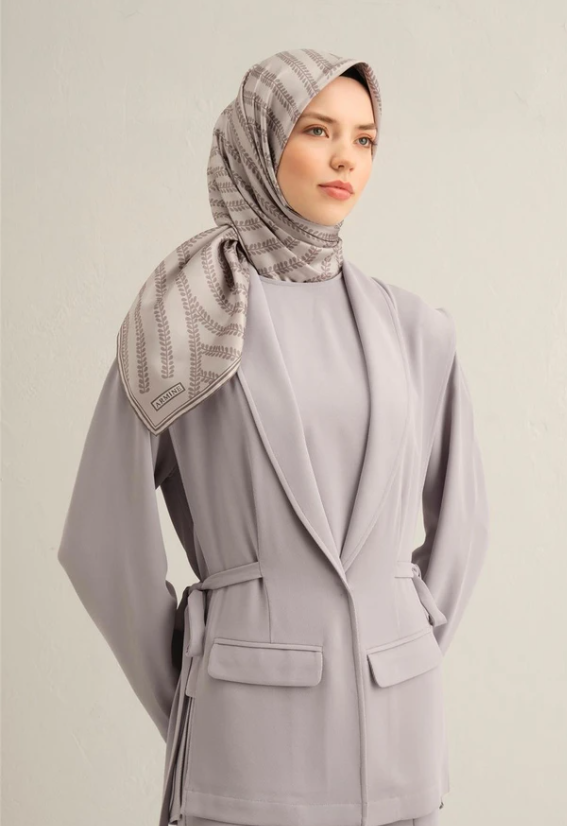 Armine Sura İpek Eşarp 9351-51 Gri Karışık Desen 