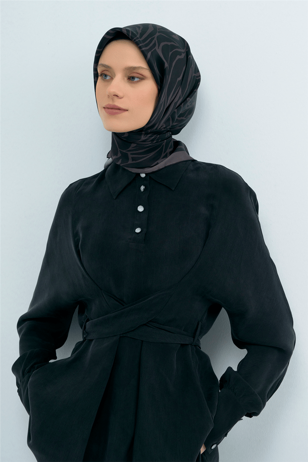 Armine Sura Saf İpek Eşarp 9511 - 11 Siyah Soyut Desen