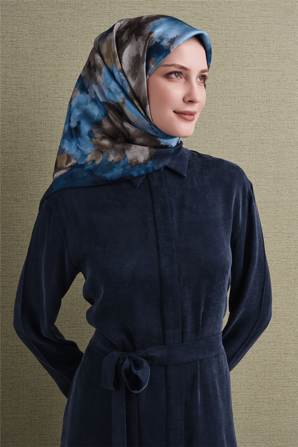 Armine Sura Saf İpek Eşarp 9613 02 Lacivert Çiçek Desen 
