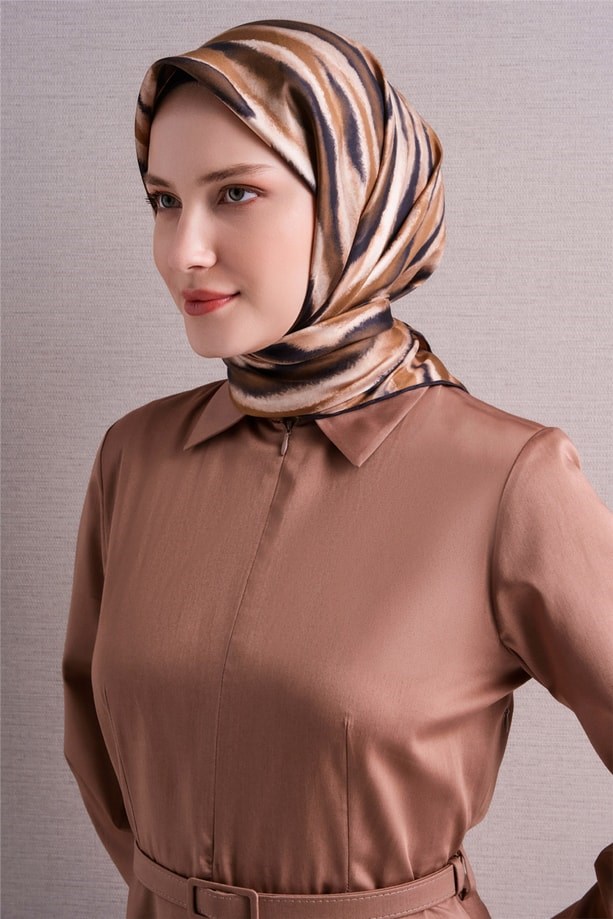 Armine Sura Saf İpek Eşarp 9629 81 Bej- Kahverengi  Zebra Desen 