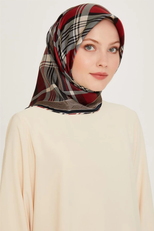 Armine Tivil İpek Eşarp 9223-35 Siyah Karışık Desen 