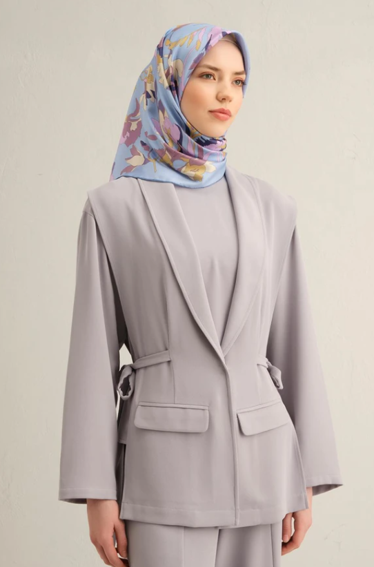 Armine Tivil İpek Eşarp 9342-32 Mavi Karışık Desen 